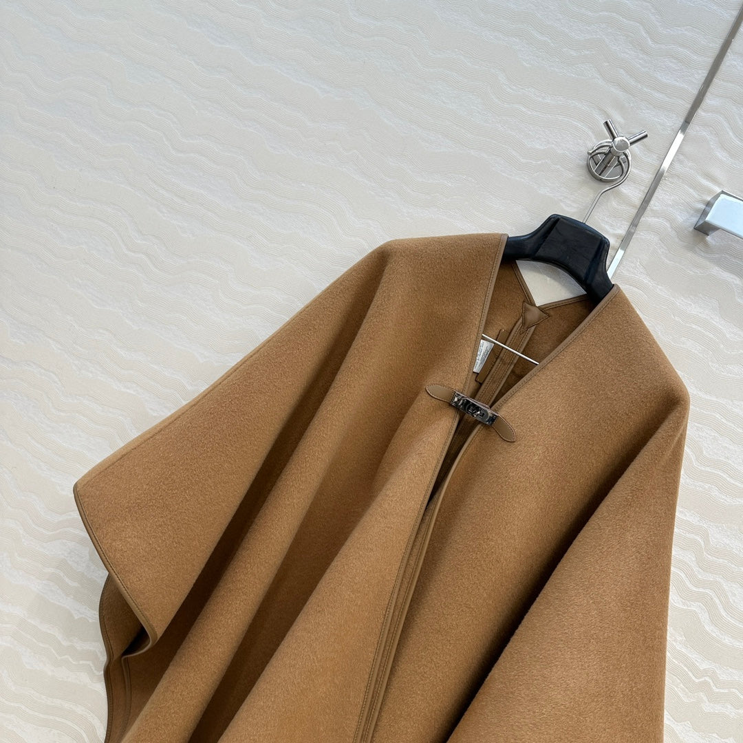 HM SS26 Kelly Lock Poncho Camel Wool Cashmere 351156