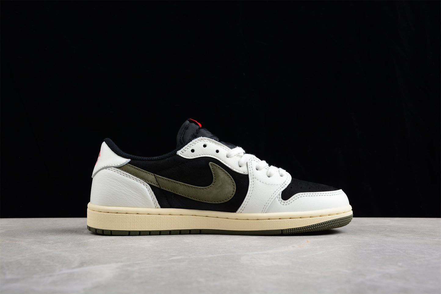 AJ 1 Retro Low OG SP Travis Scott Olive