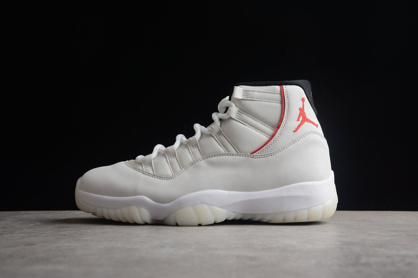 AJ 11 Platinum Tint