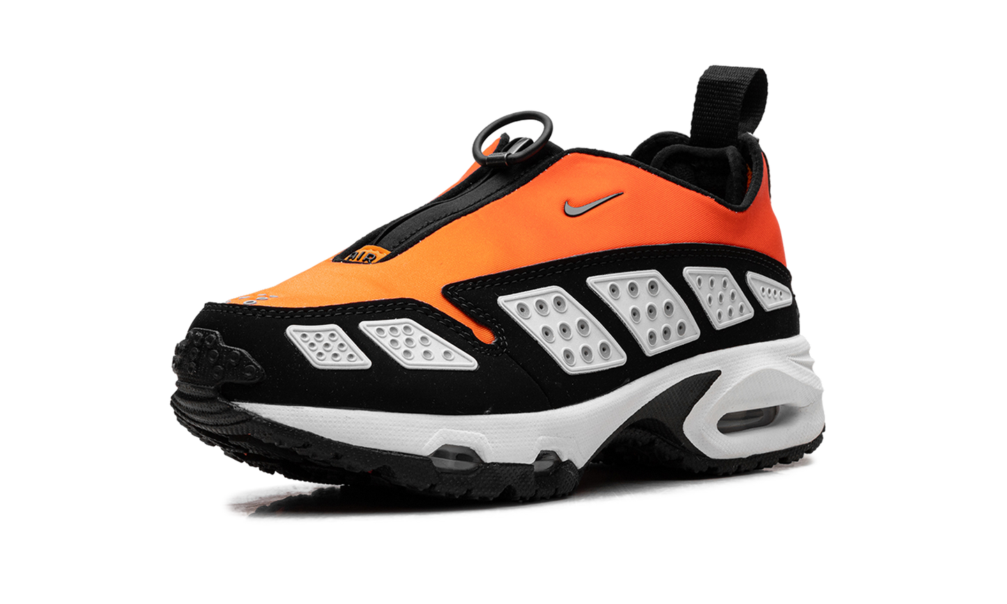 Air Max Sunder WMNS "Bright Crimson" HJ8080 600