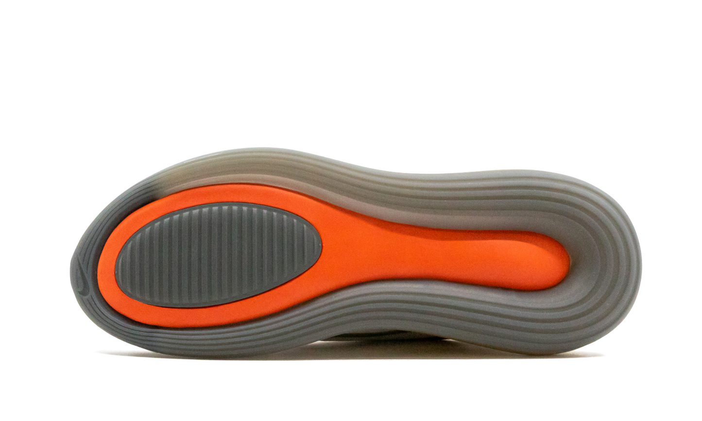 Air Max 720 "Gradient" CI3870 100