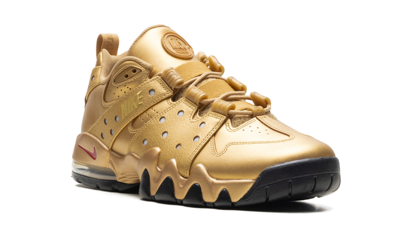 Air Max2 CB '94 Low "Supreme - Metallic Gold" IM4283 700