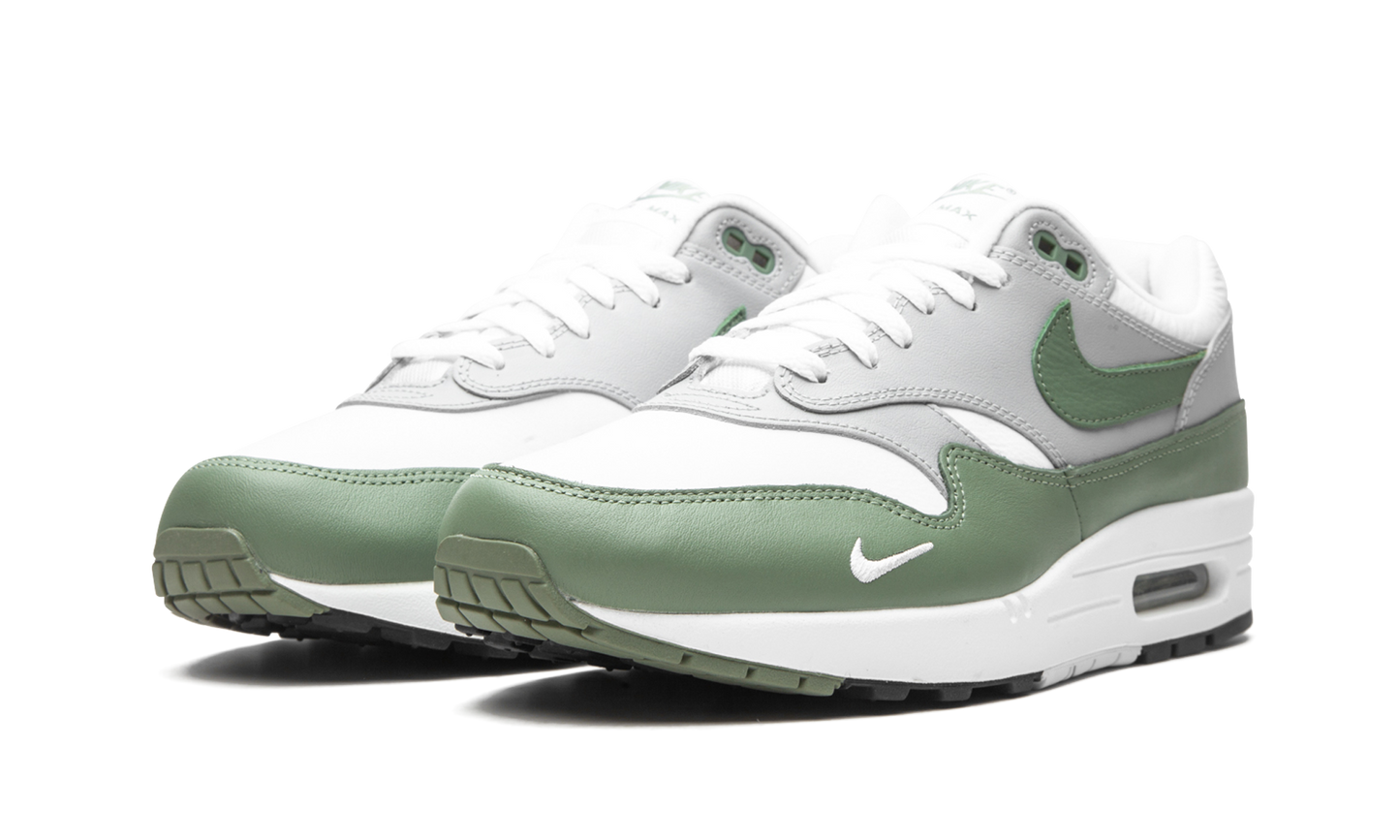 Air Max 1 "Spiral Sage" DB5074 100
