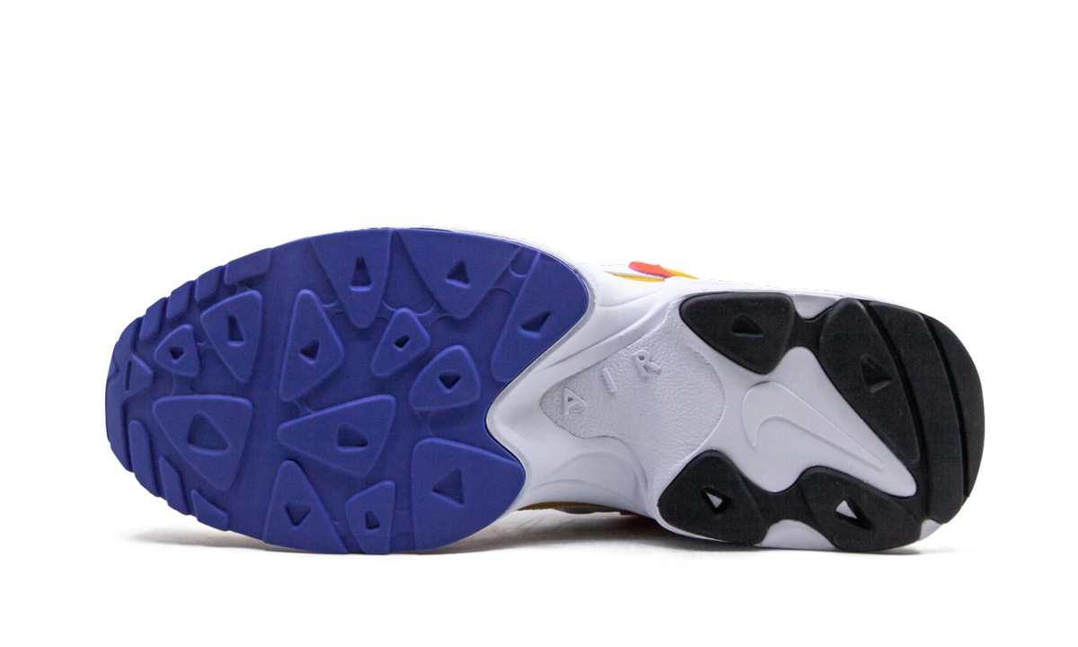 Air Max 2 Light "University Gold" AO1741 700
