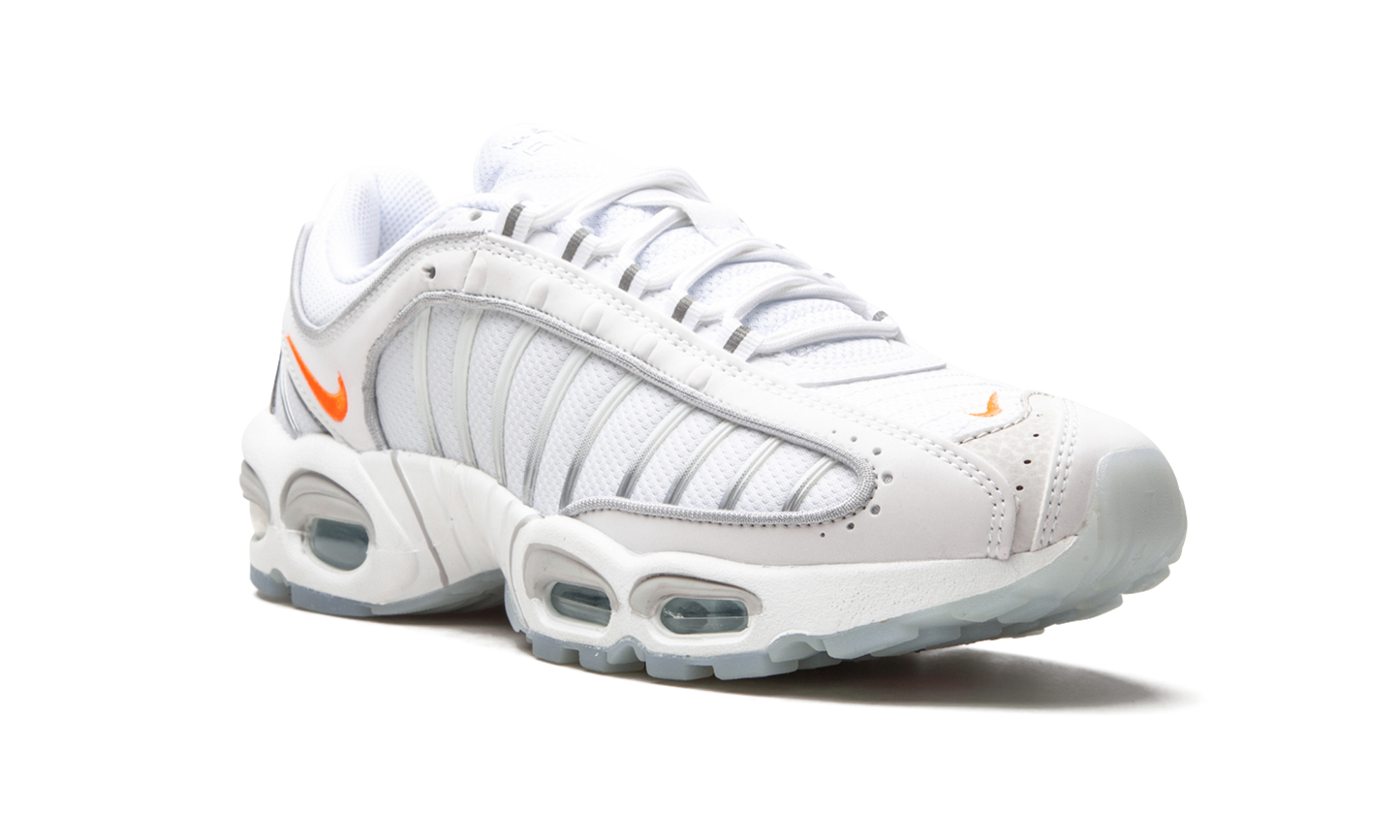 Air Max Tailwind 4 "Platinum Tint" CT1614 100