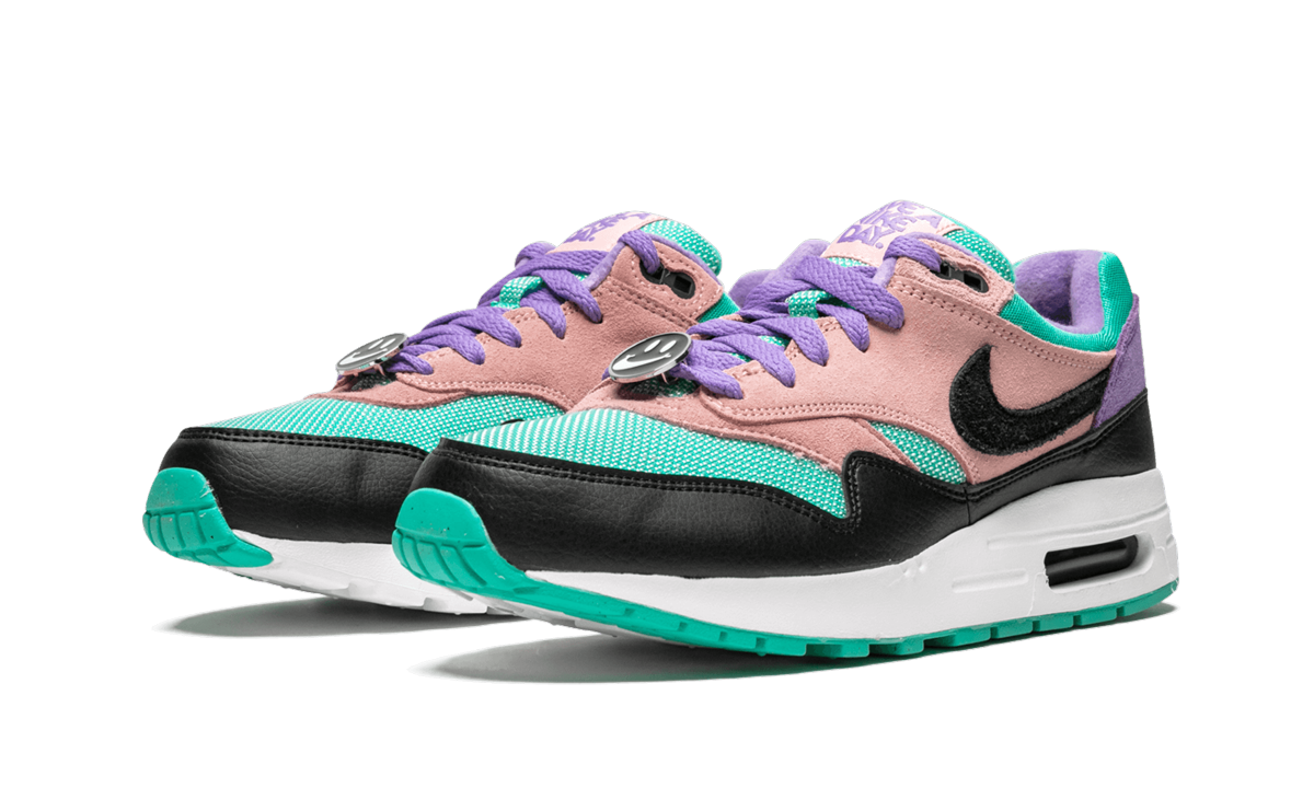 Air Max 1 NK Day (GS) "Have a Nike Day" AT8131 001