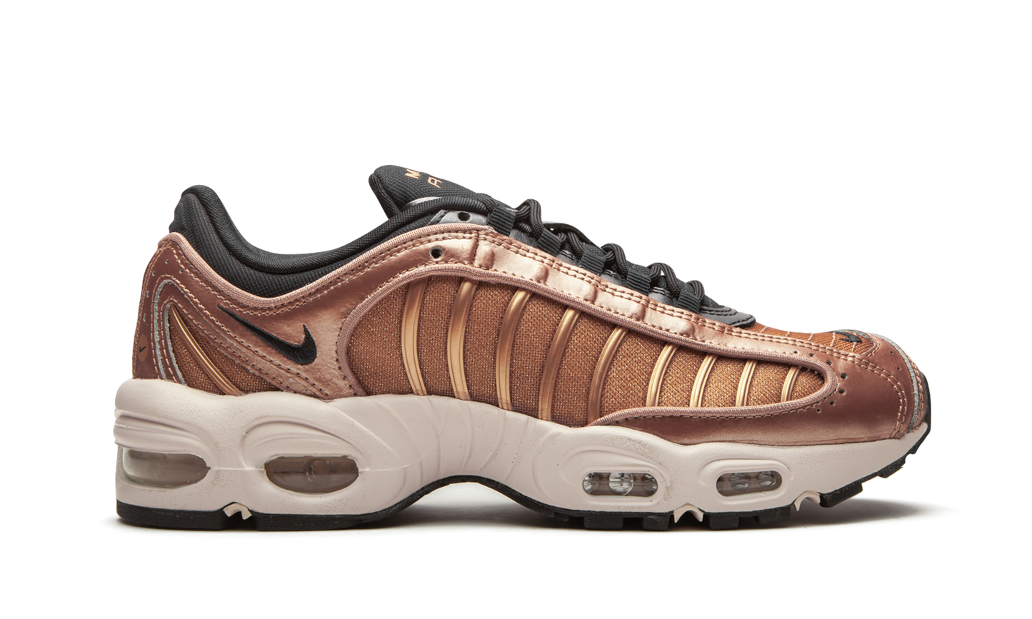 AIR MAX TAILIND 4 WMNS "Metallic Red Bronze" CT1184 900