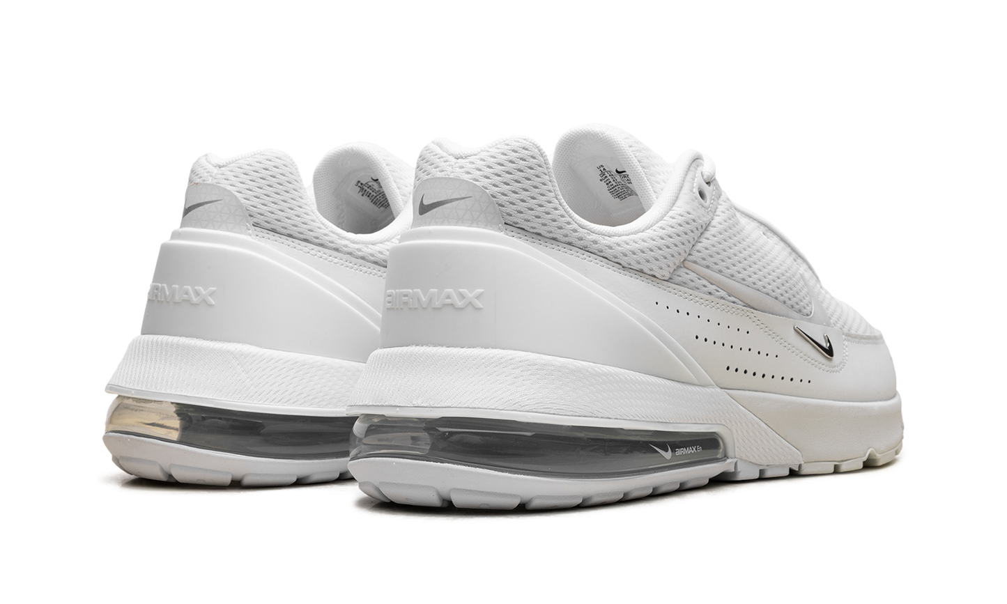 Air Max Pulse "White / White" DR0453 101