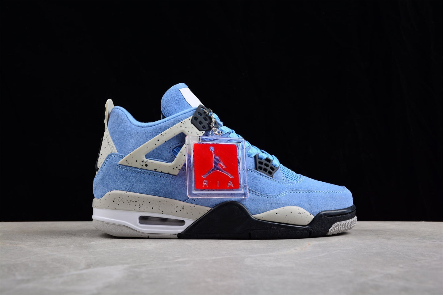 AJ 4 RETRO  UNIVERSITY BLUE