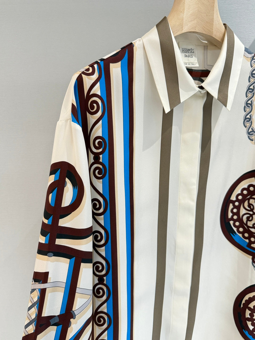 HM L'Enseigne du Sellier Print Shirt Cream Silk 650624
