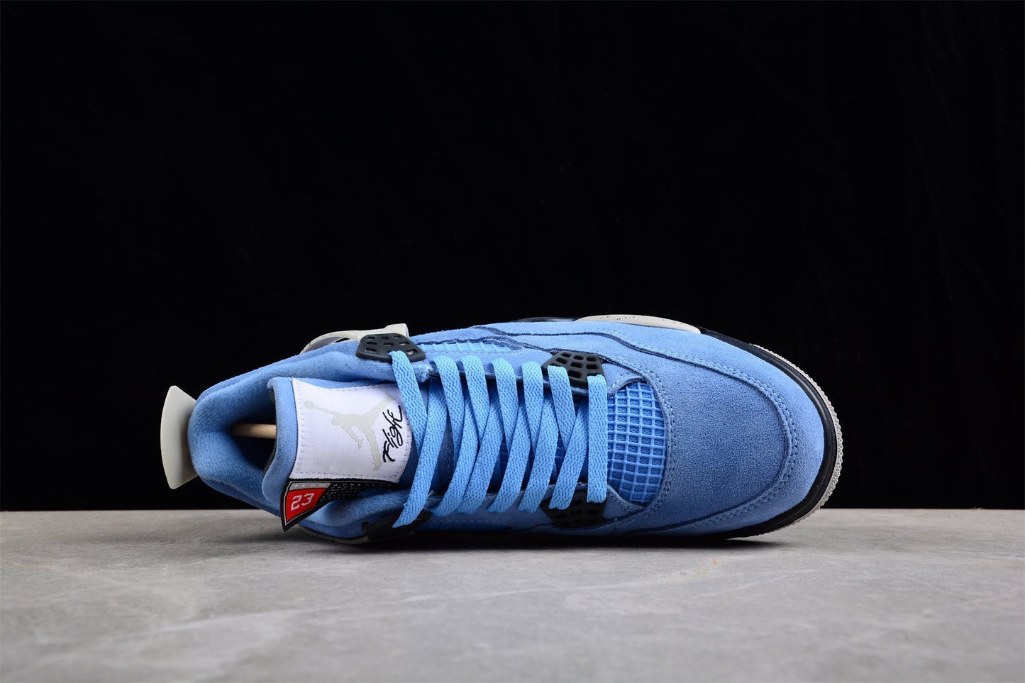 AJ 4 RETRO  UNIVERSITY BLUE