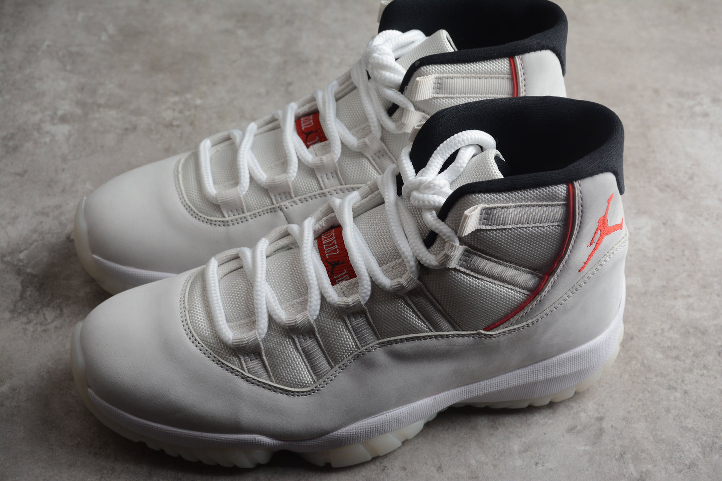 AJ 11 Platinum Tint
