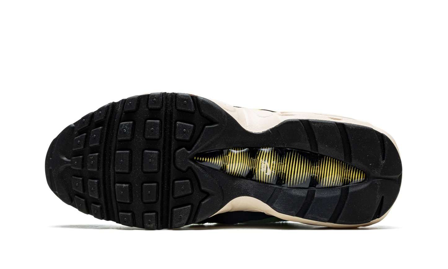 AIR MAX 95 PRM WMNS "Black Fur" DB9577 001