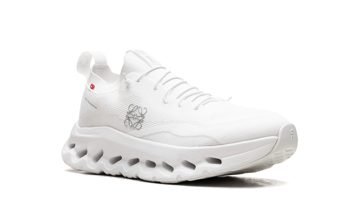 Cloudtilt "LOEWE All White" 3MD30330108