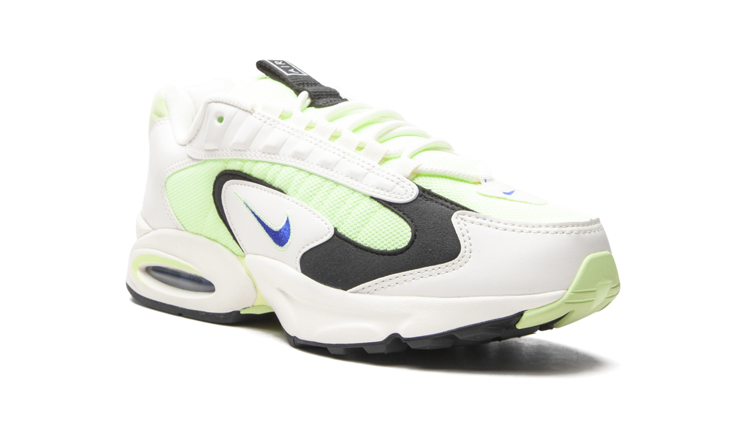 Air Max Triax 96 "Barely Volt" CT1104 700