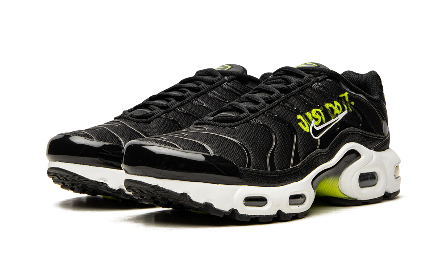 Air Max Plus GS "Black / Volt" DM3264 001