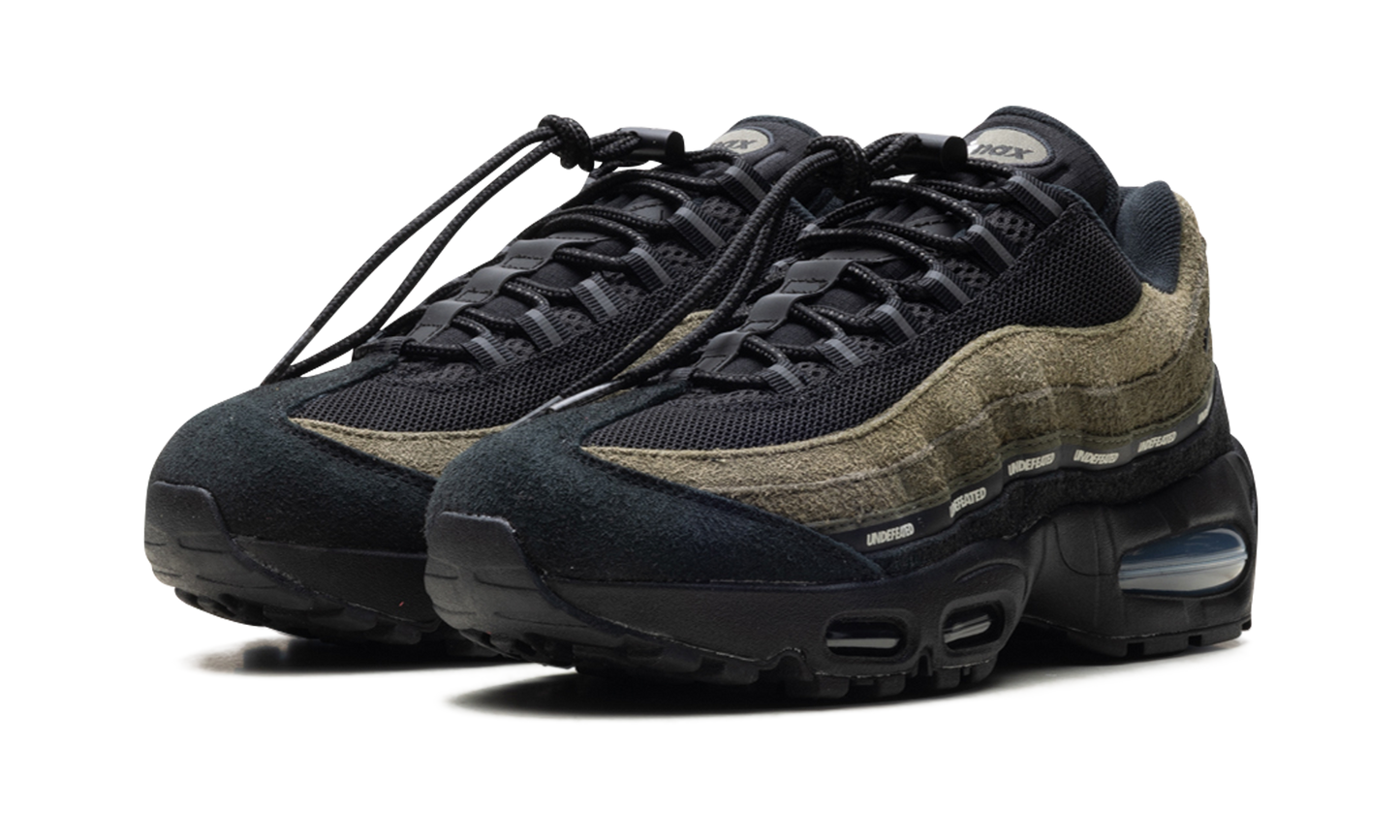 Air Max 95 SP "Undefeated - Geo La Brea Medium Olive" IB4523 200