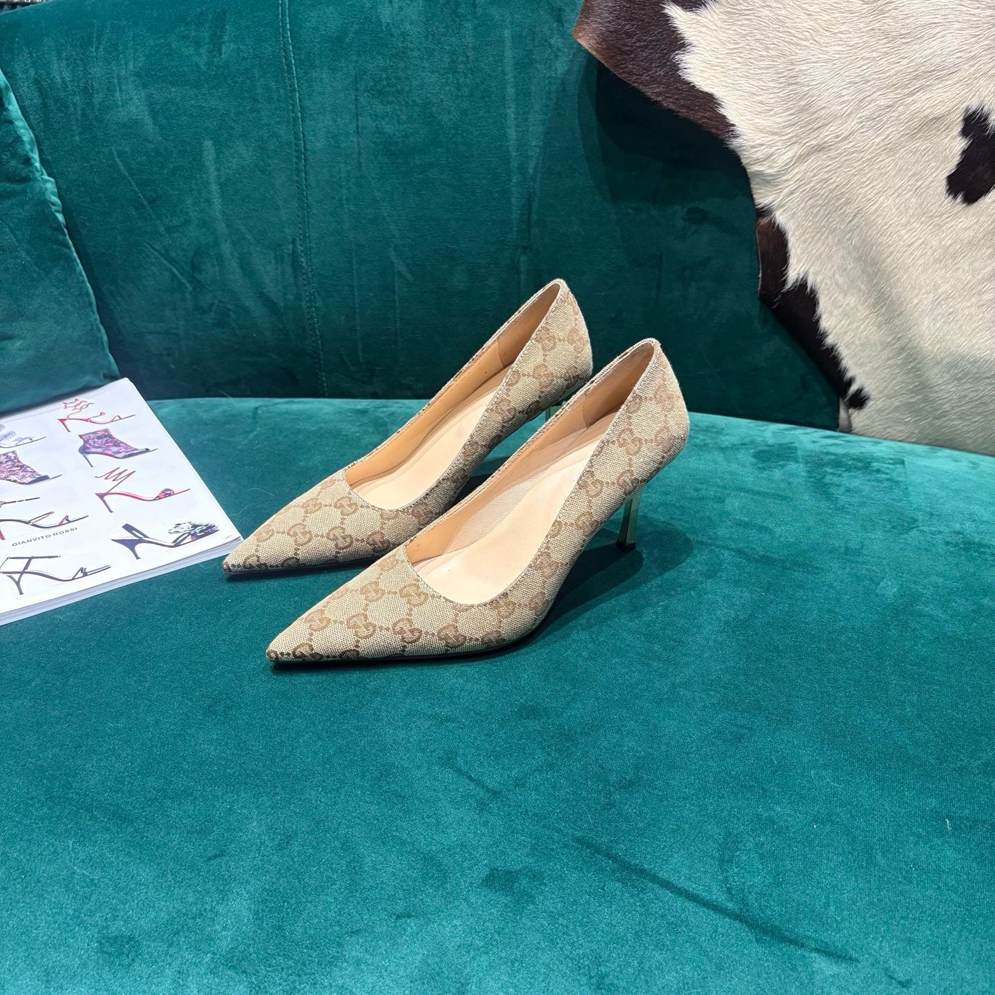 GG Pointed-Toe Slingback  Light Beige Canvas 741264