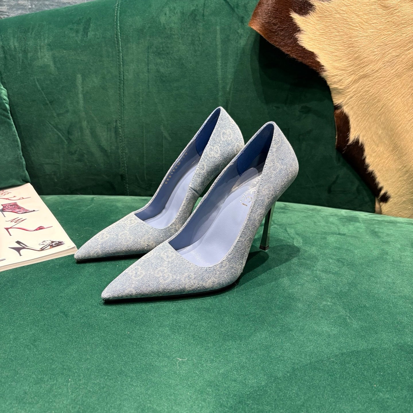 GG Pointed-Toe Slingback Light Blue Canvas 741264