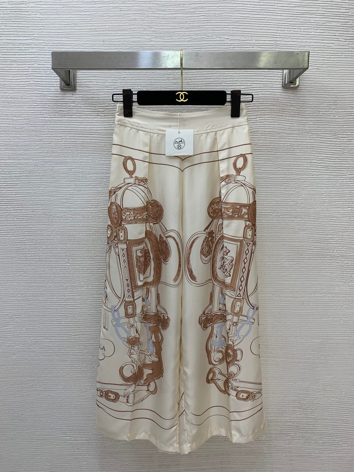 HM Brides de Gala Gold Sweater & Trousers Set Silk 402615