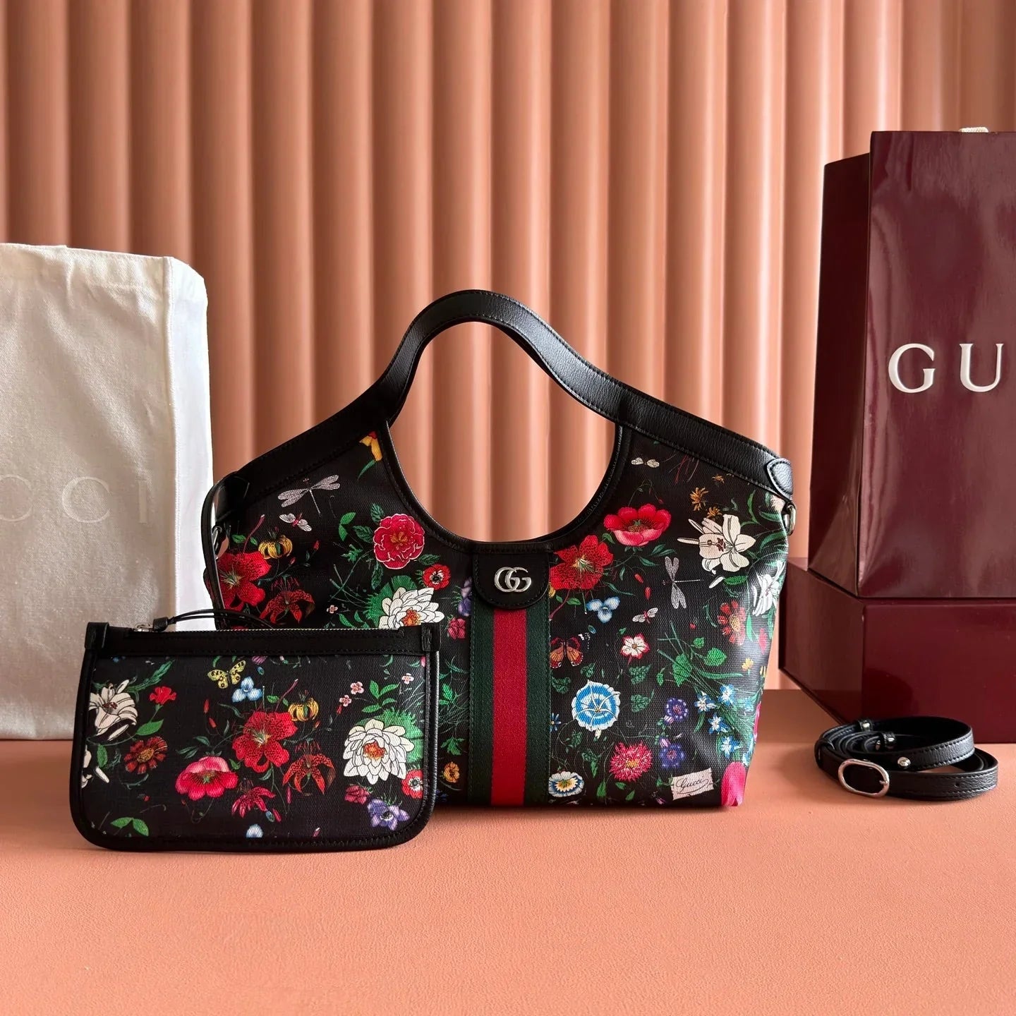 Gucci 2026 Giglio Flora Tote Bag 25cm Leather