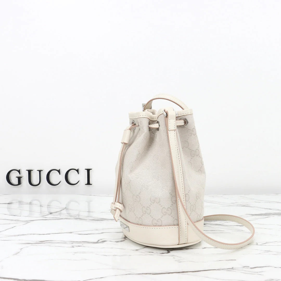 Gucci 2026 Tribeca Small Bucket Bag 20cm Cream Canvas Leather