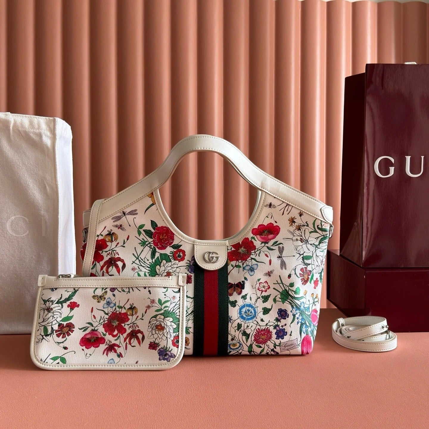 Gucci 2026 Giglio Flora Tote Bag 25cm Leather