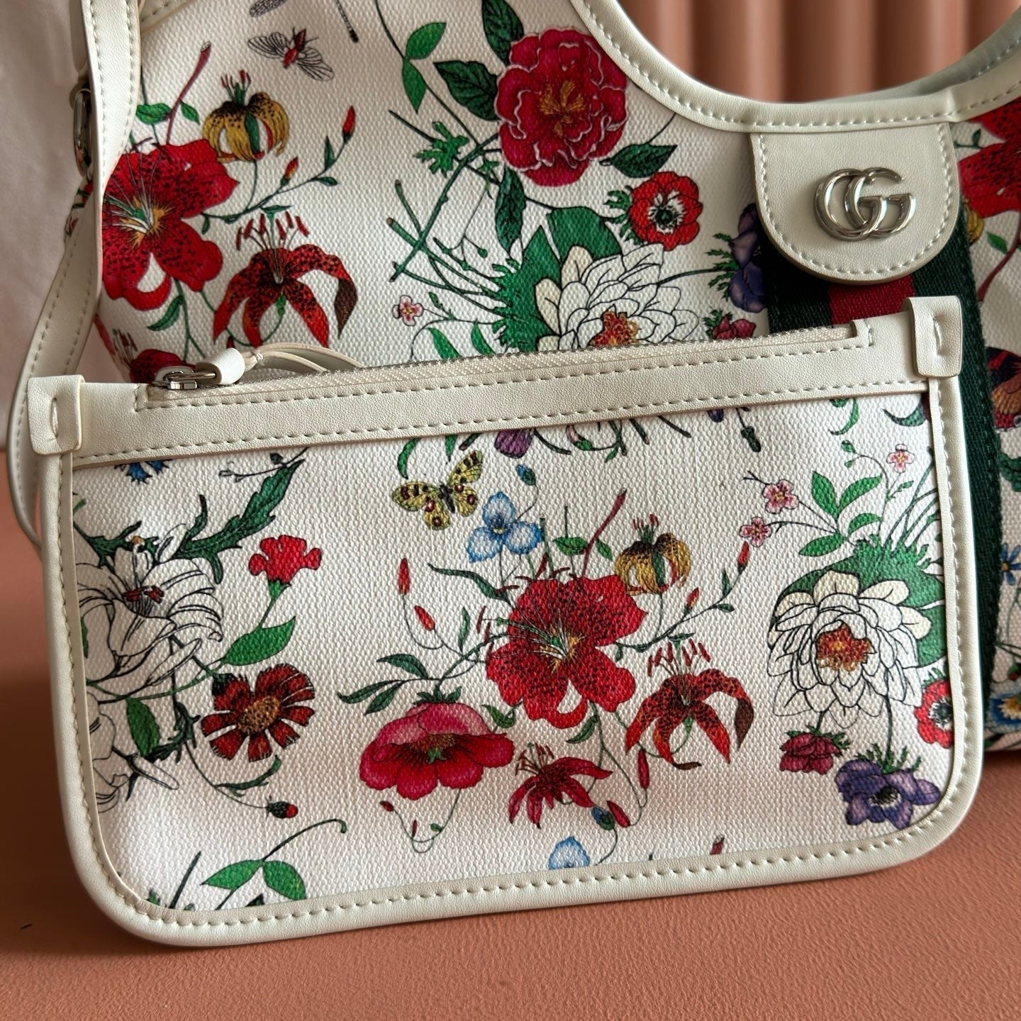 Gucci 2026 Giglio Flora Tote Bag 25cm Leather