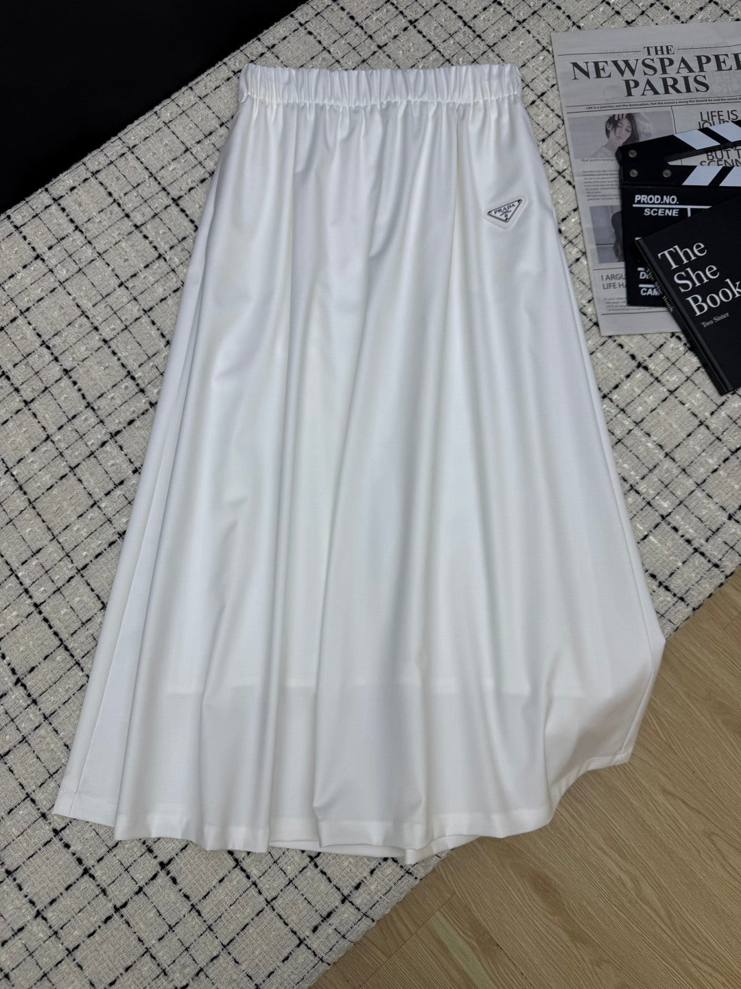 Prada 26S White Wool Blend Pleated Midi Skirt 428104