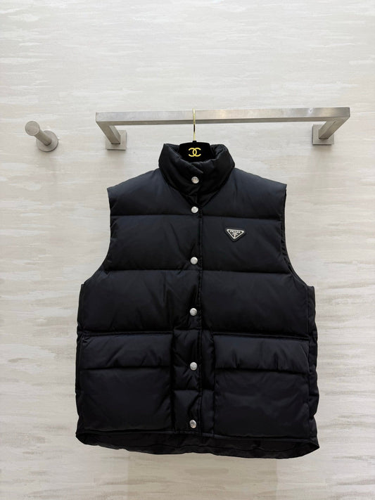 Prada 26s Puffer Vest Black Triangle Logo 427384