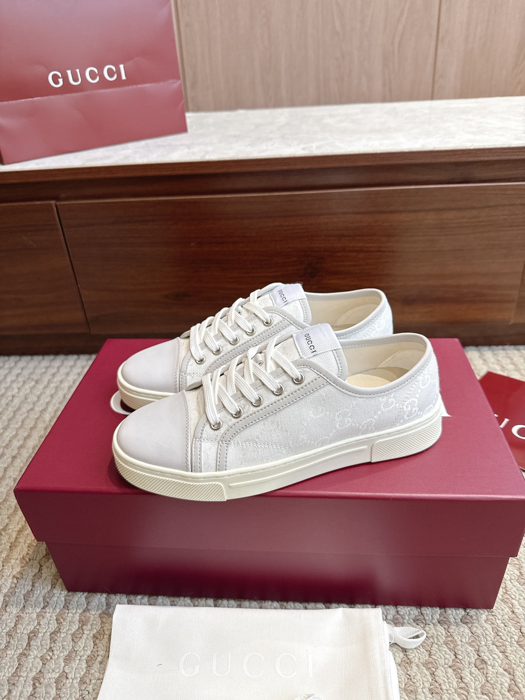 GG Tennis 1977 Low-Top Sneakers Grey White Leather Canvas 104417