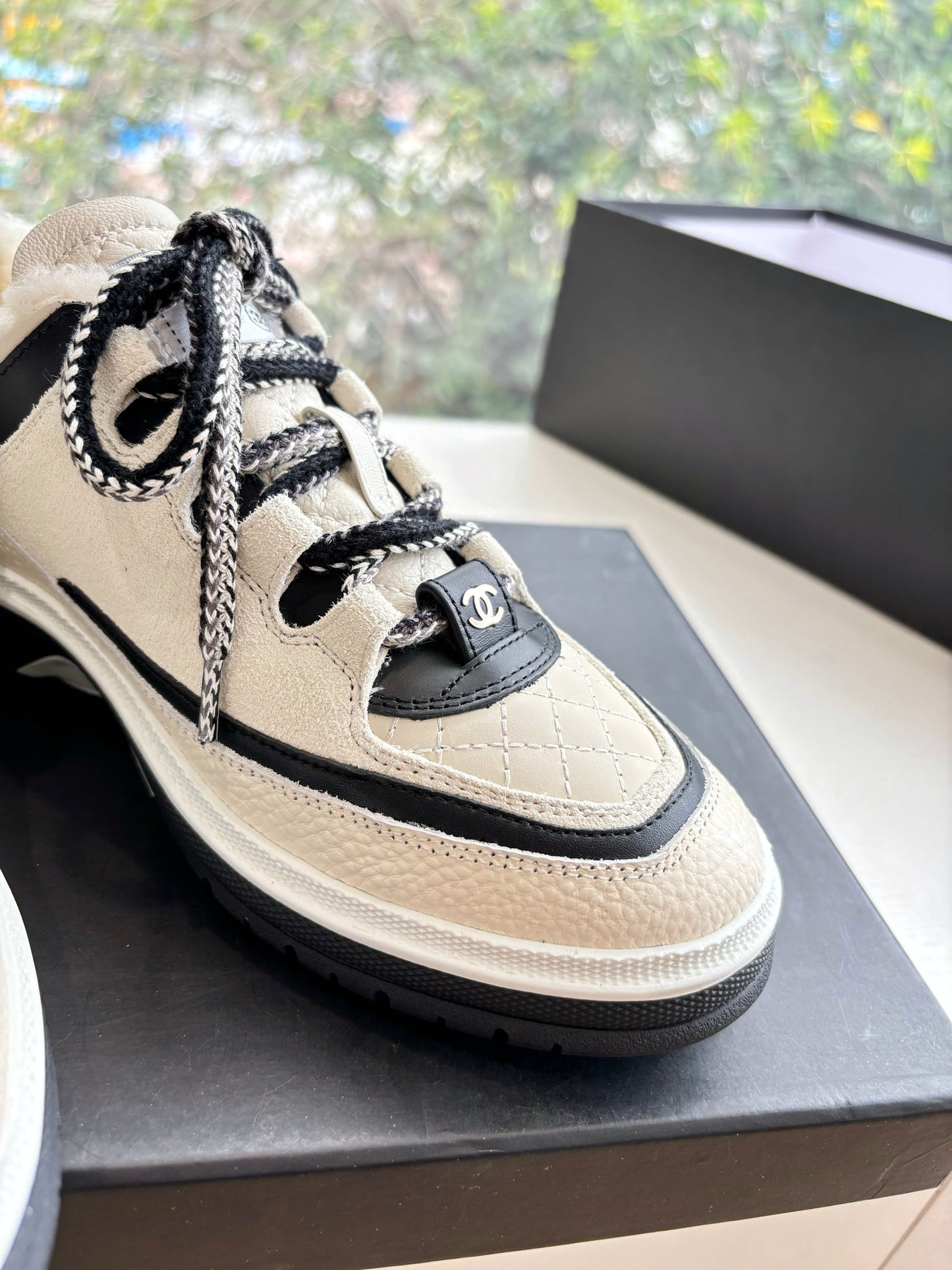 CC Casual Shoes Women's Low Top Black Beige Suede Cowhide Fur 548854