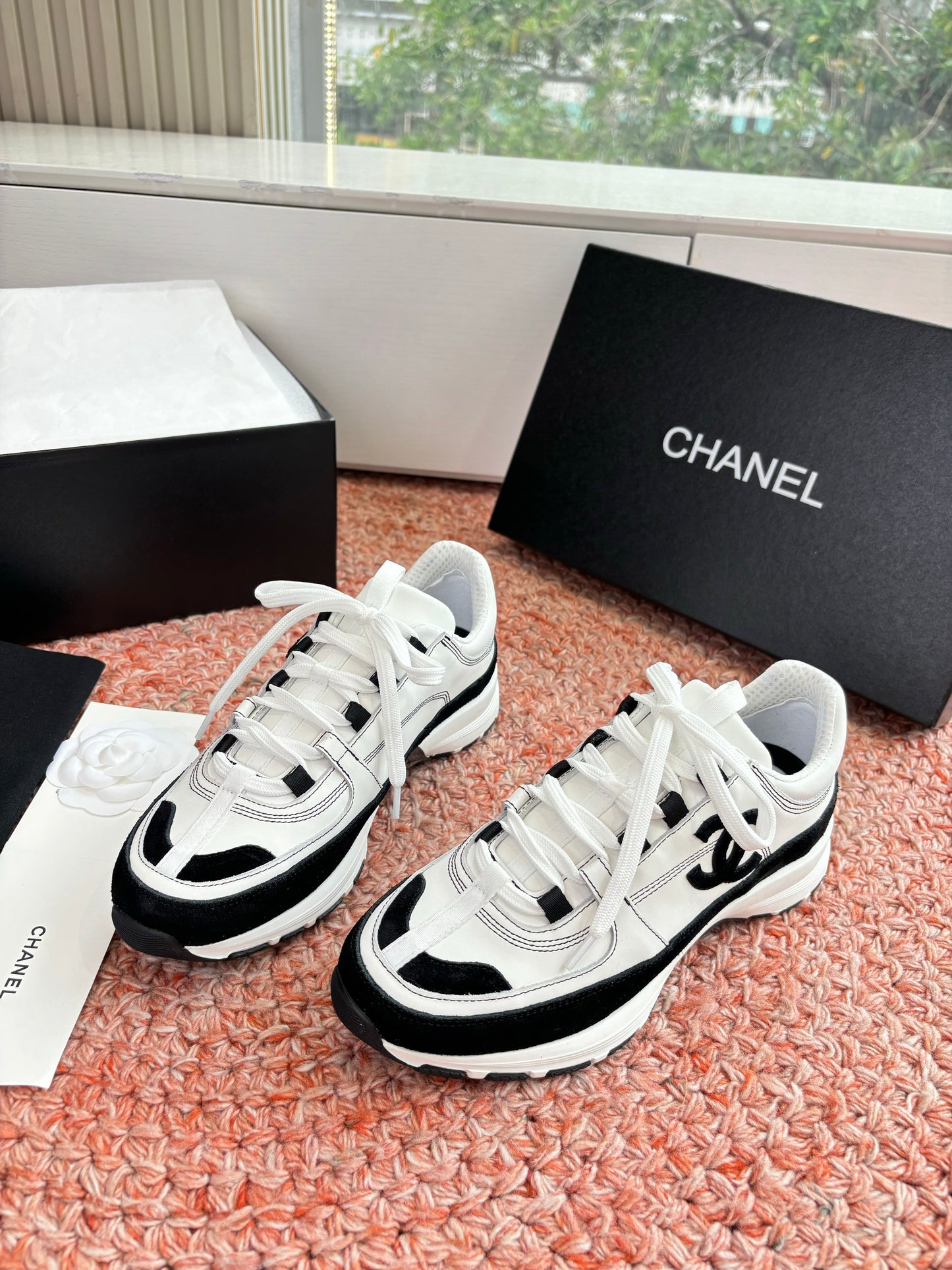 CC SS26 Casual Shoes Black White Leather Suede 648249