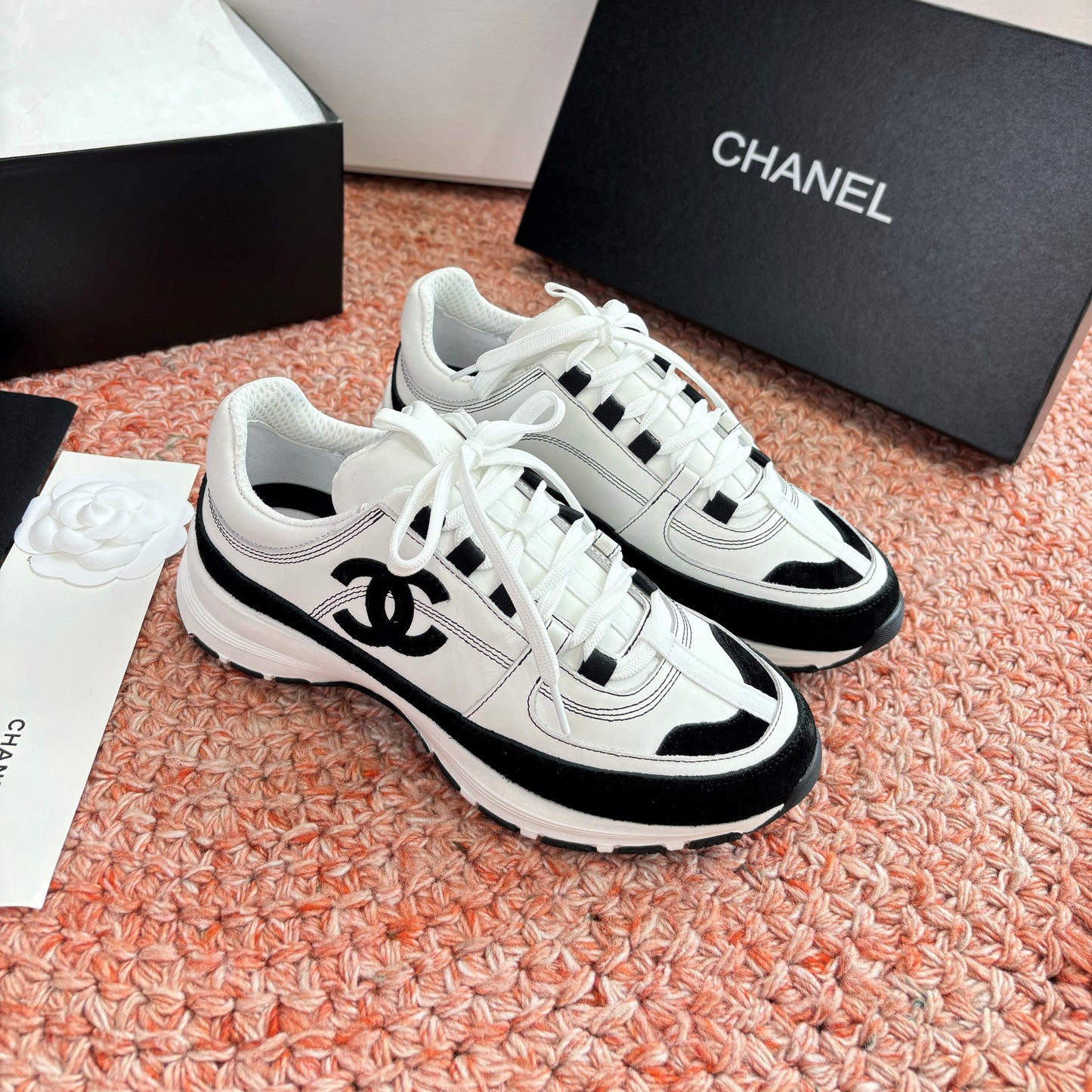 CC SS26 Casual Shoes Black White Leather Suede 648249