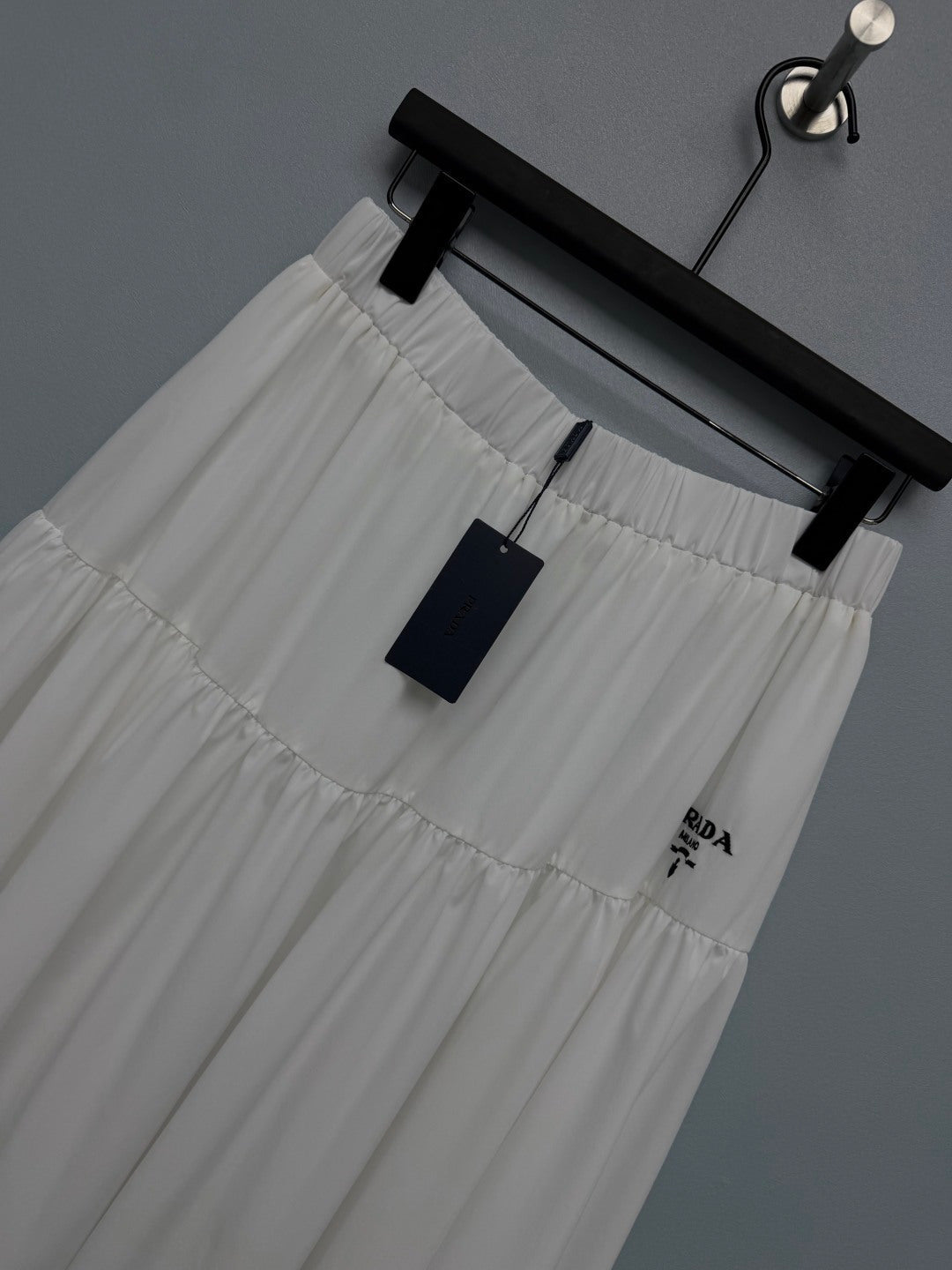 Prada 26s Elastic Waist Layered Tulip Skirt White Cotton Polyester 411636
