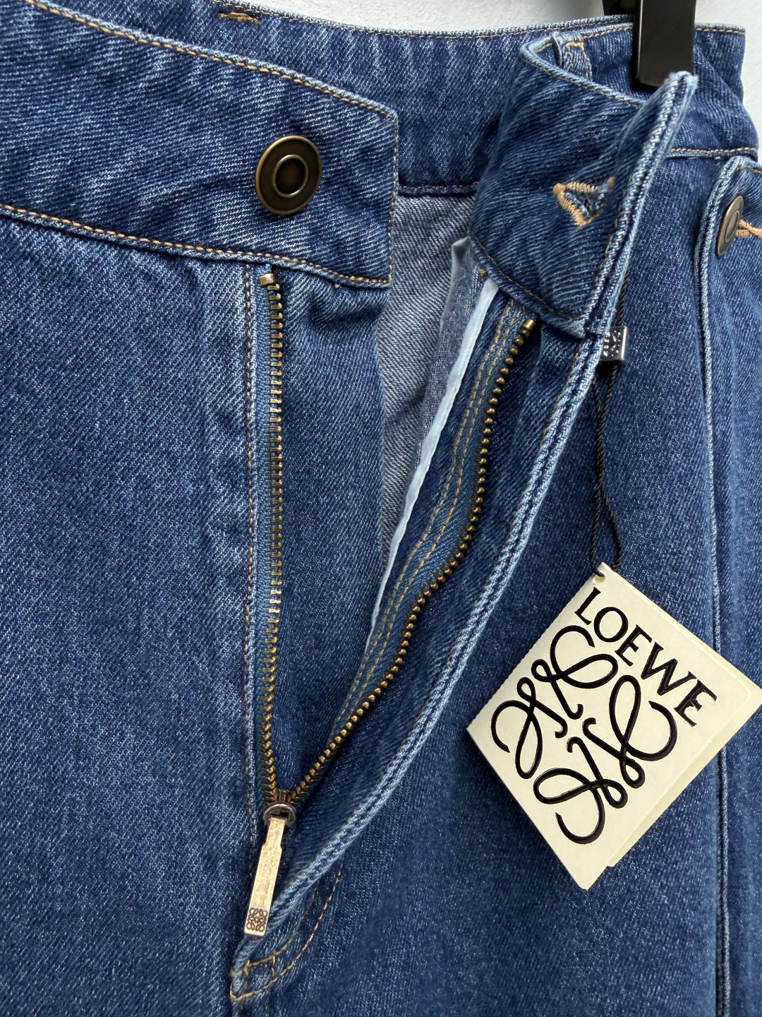 Loewe 26s Pleated Wide-Leg Jeans Blue Cotton 411630