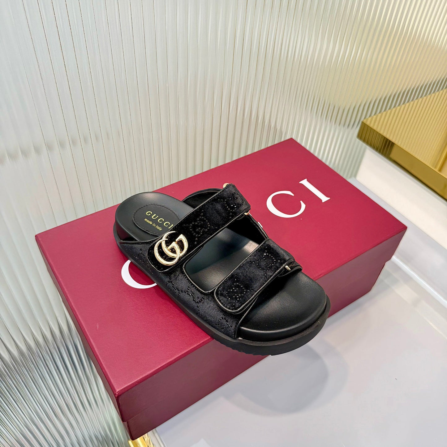 GG 26s Dad Mule Sandals Black Leather Velvet 714864