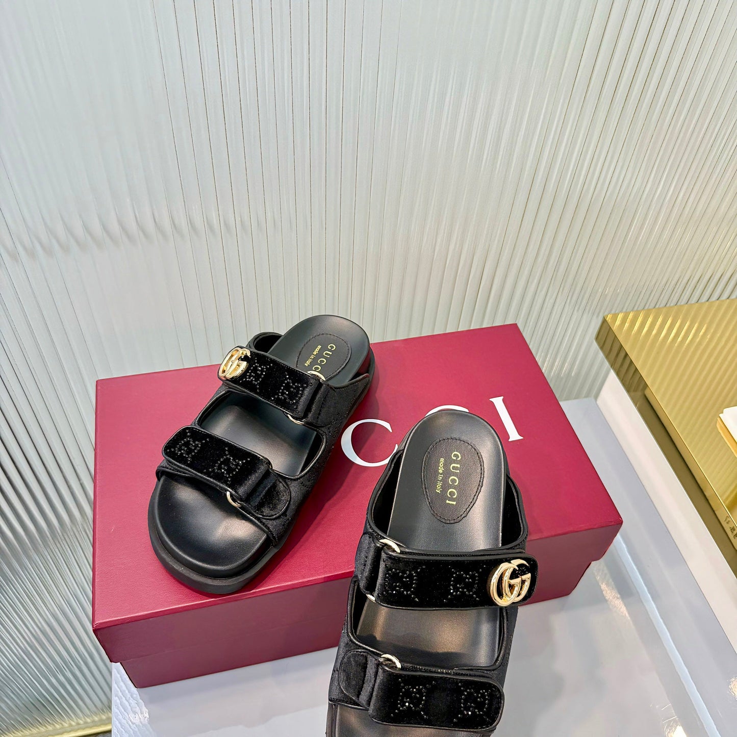 GG 26s Dad Mule Sandals Black Leather Velvet 714864