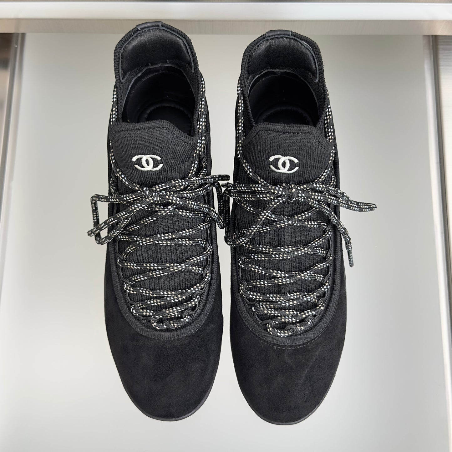 CC 26s Métiers d’art 2026 Sneakers Black Suede Fibers 869410