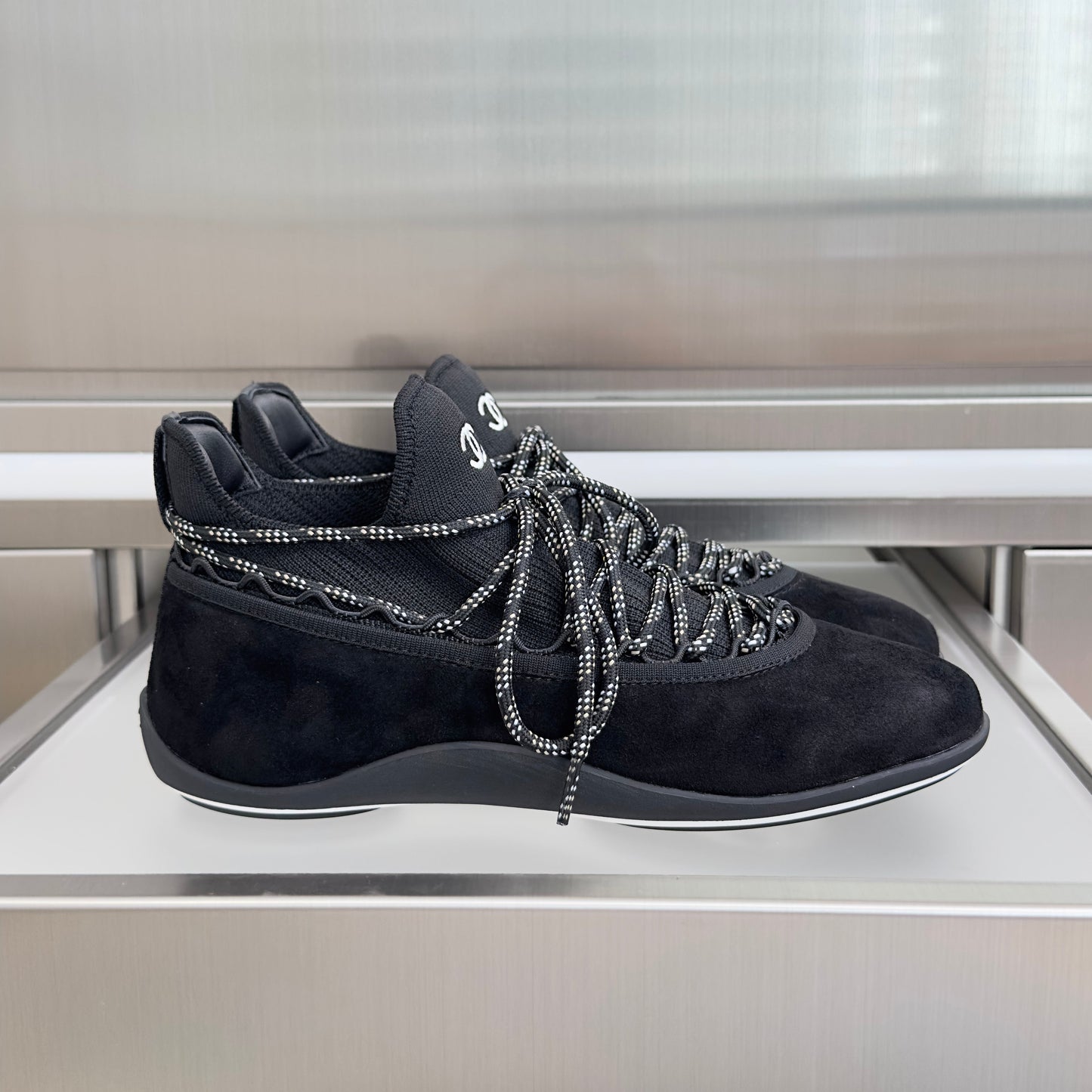 CC 26s Métiers d’art 2026 Sneakers Black Suede Fibers 869410