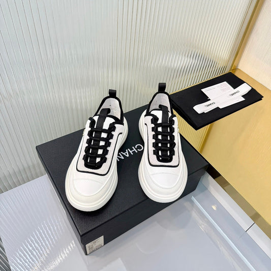 CC 26s Casual Sneakers Black White Suede 928049
