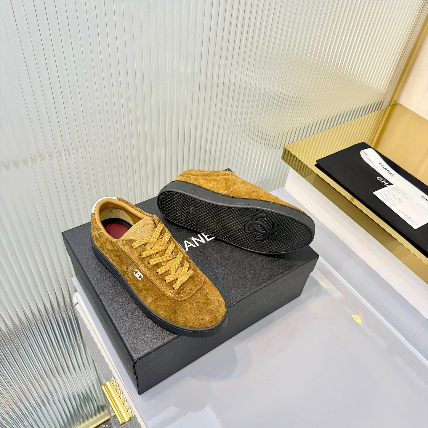 CC 26 Trainer Black Brown Suede 713979