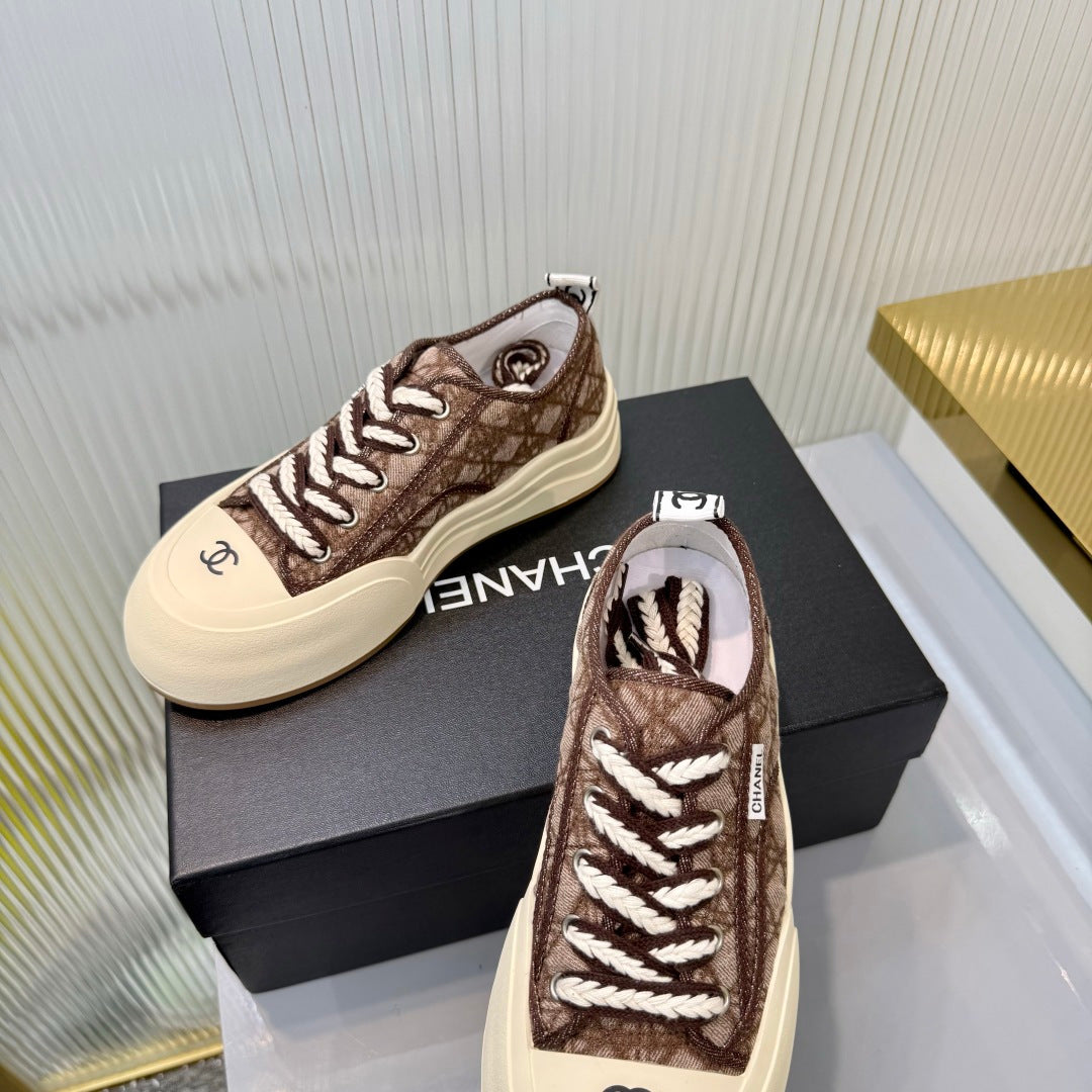 CC 26s Biscuit Shoes Brown White Sheepskin Denim 927709