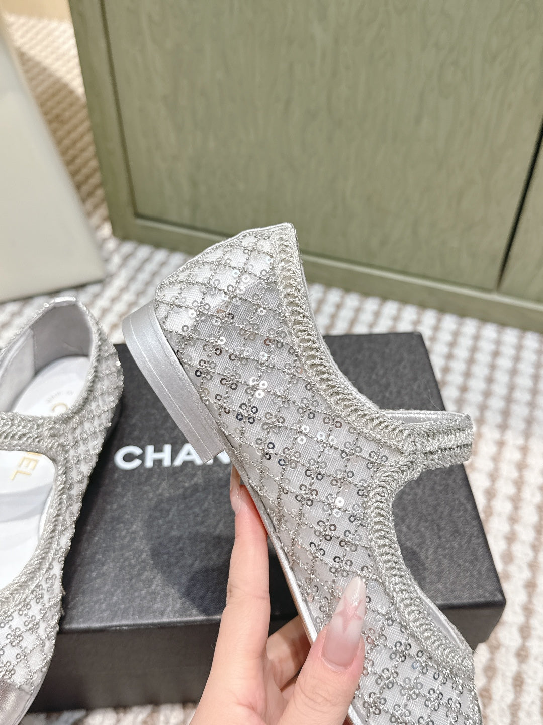 CC 25s AW Ballet Flat Sliver Sequin Woven 612350