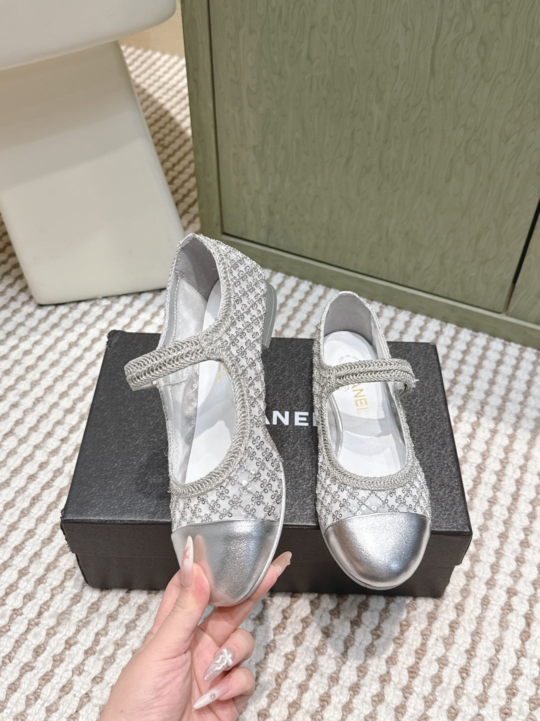 CC 25s AW Ballet Flat Sliver Sequin Woven 612350