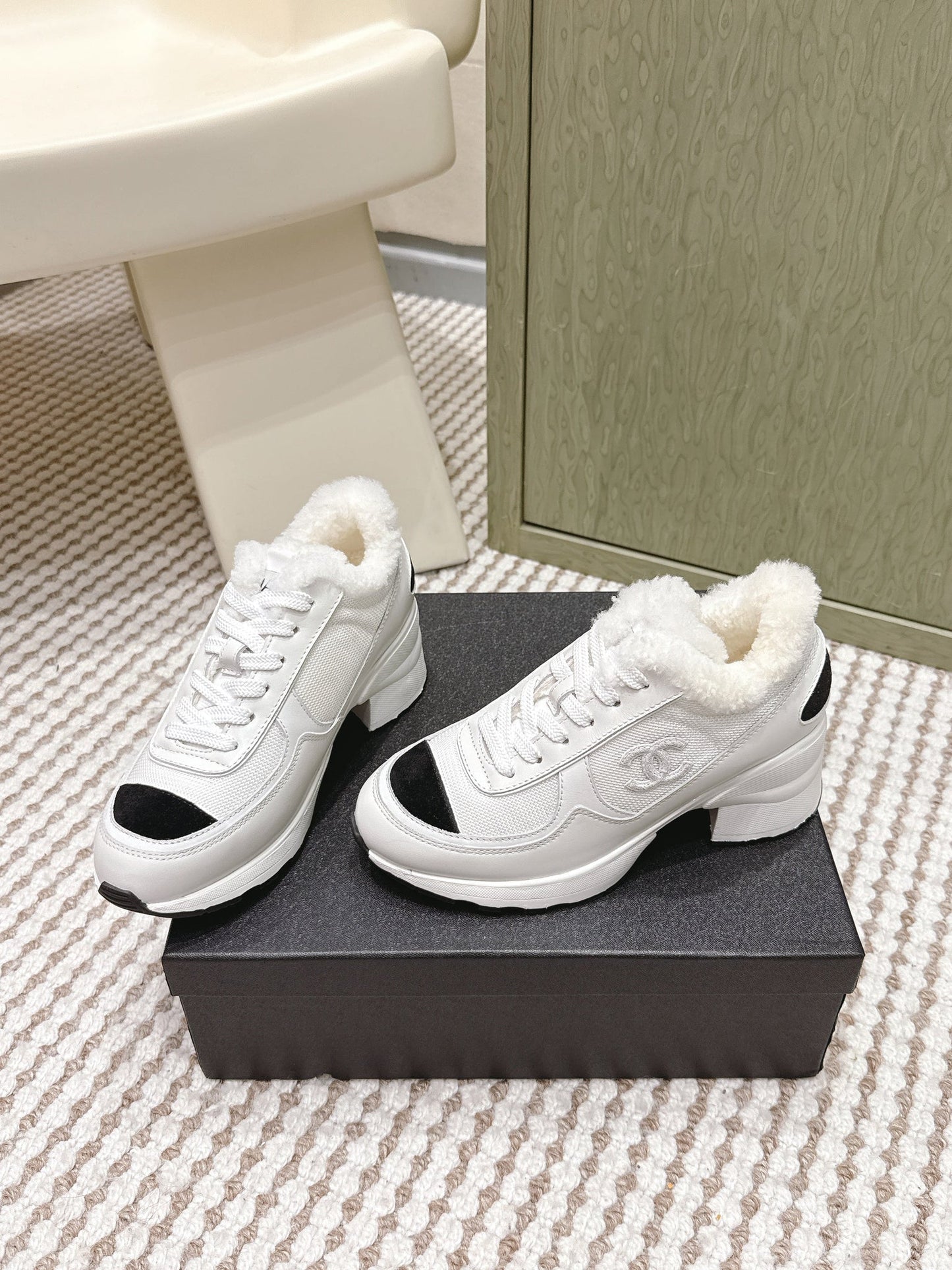 CC 26s Sneakers In White Synthetic Fabric And Calfskin Black Suede