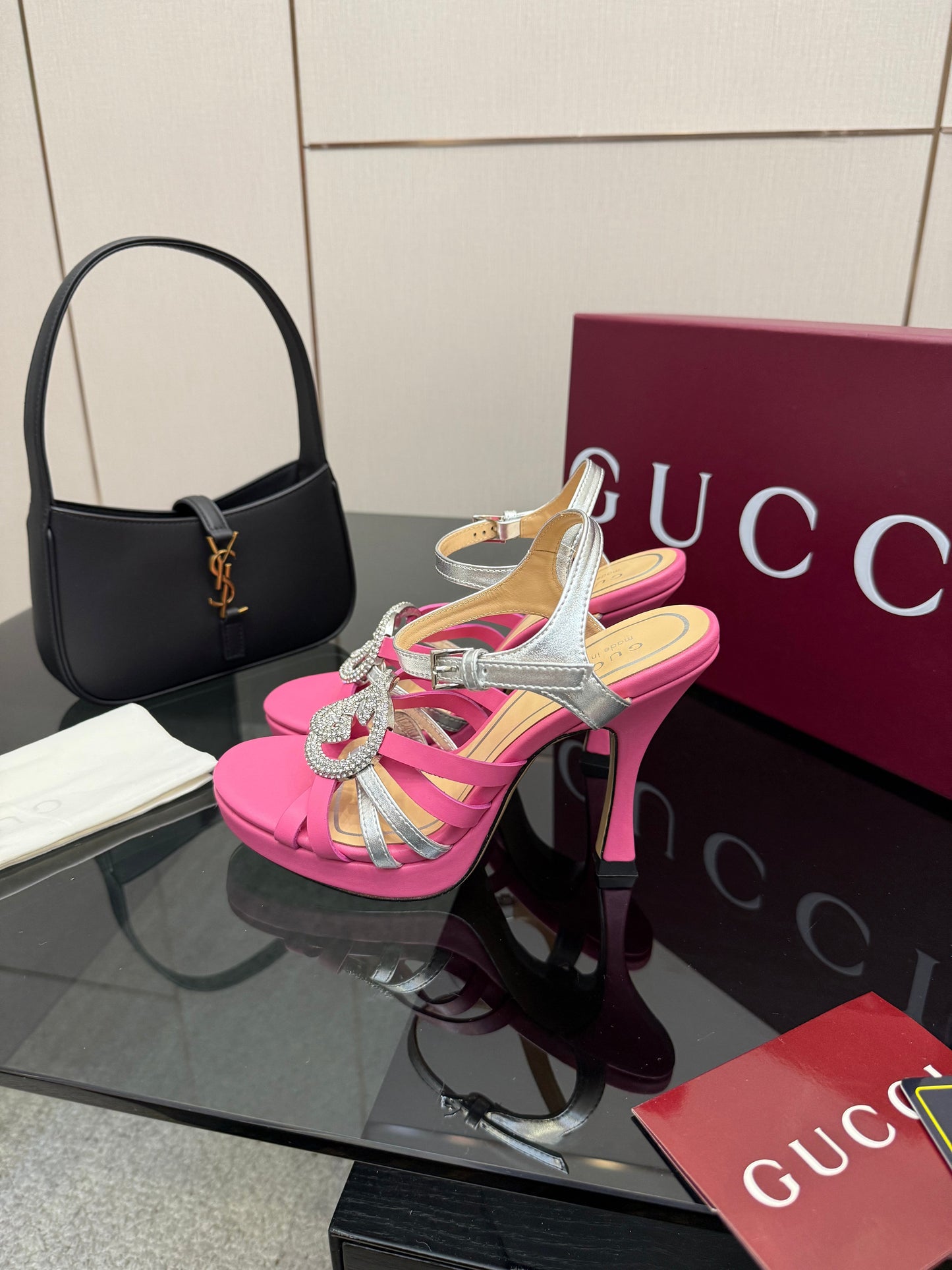 GG Pump 10.5cm With Crystal Interlocking G Pink Sliver Leather