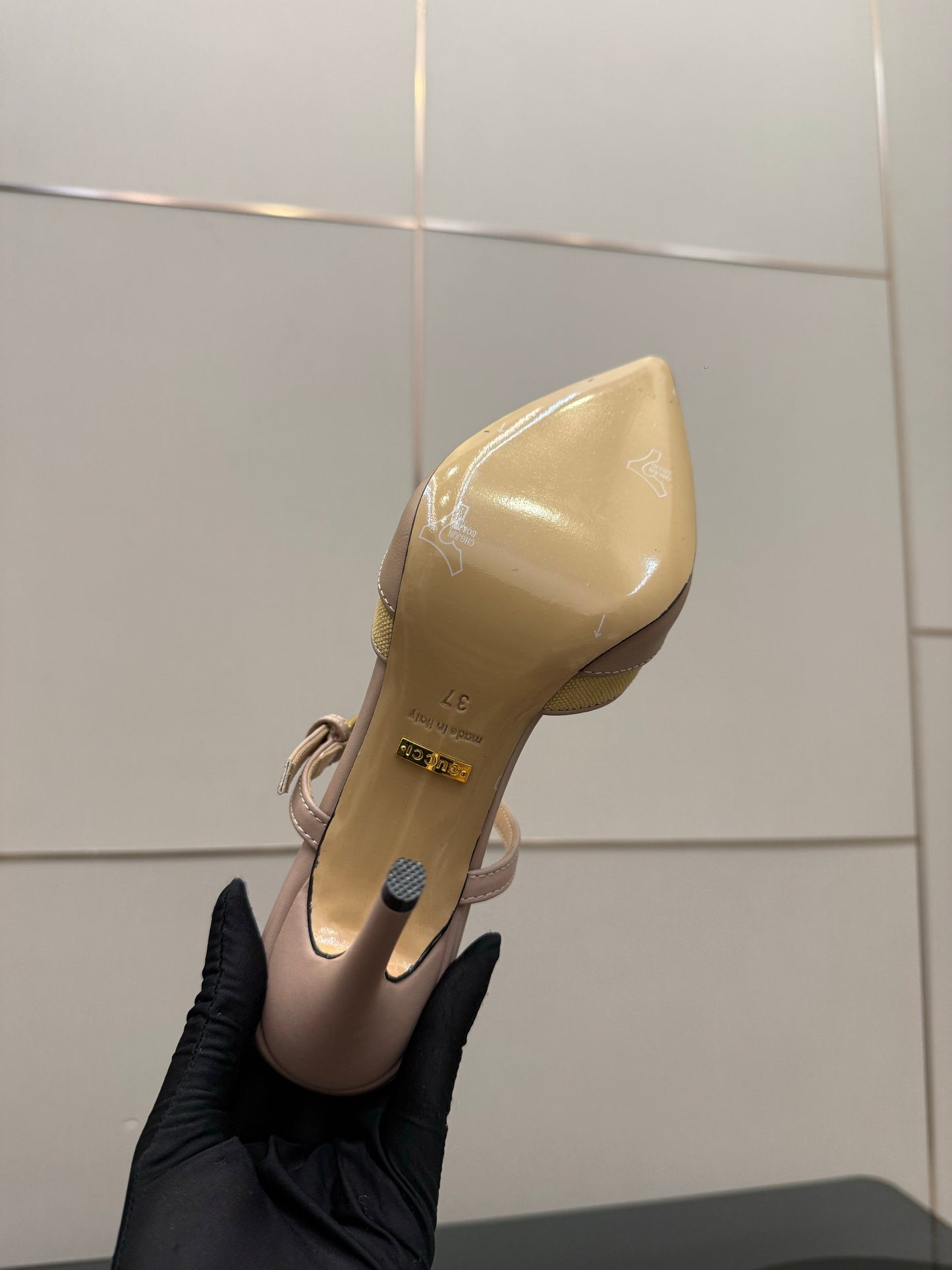 GG Pointed-Toe Mules 9.5cm Beige Cowhide 725301