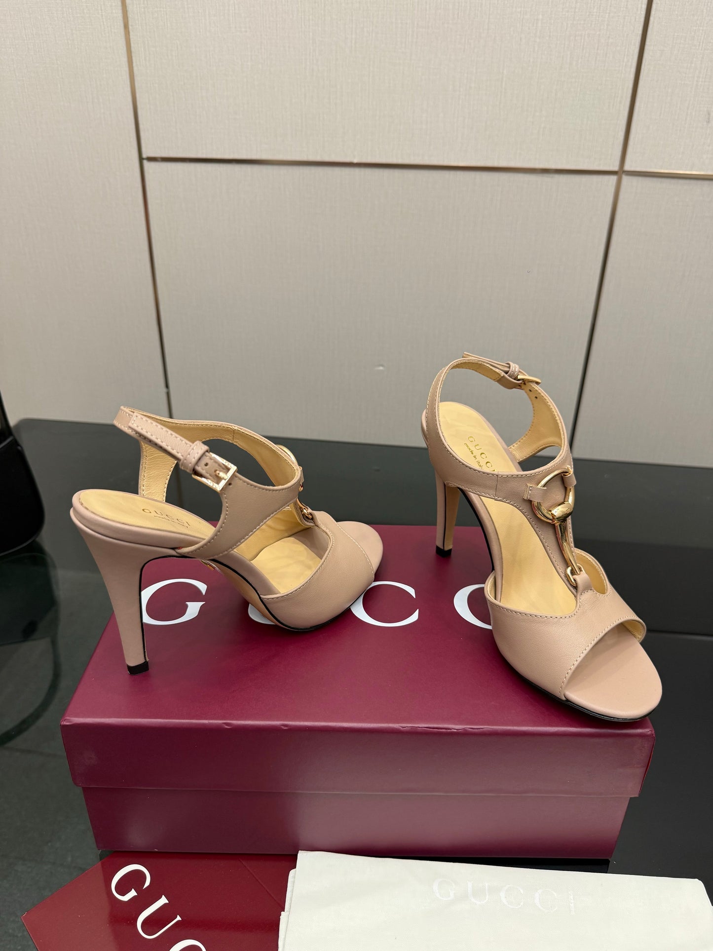 GG G-Buckle High-Heeled Sandals 10.5cm Beige  Cowhide 725306