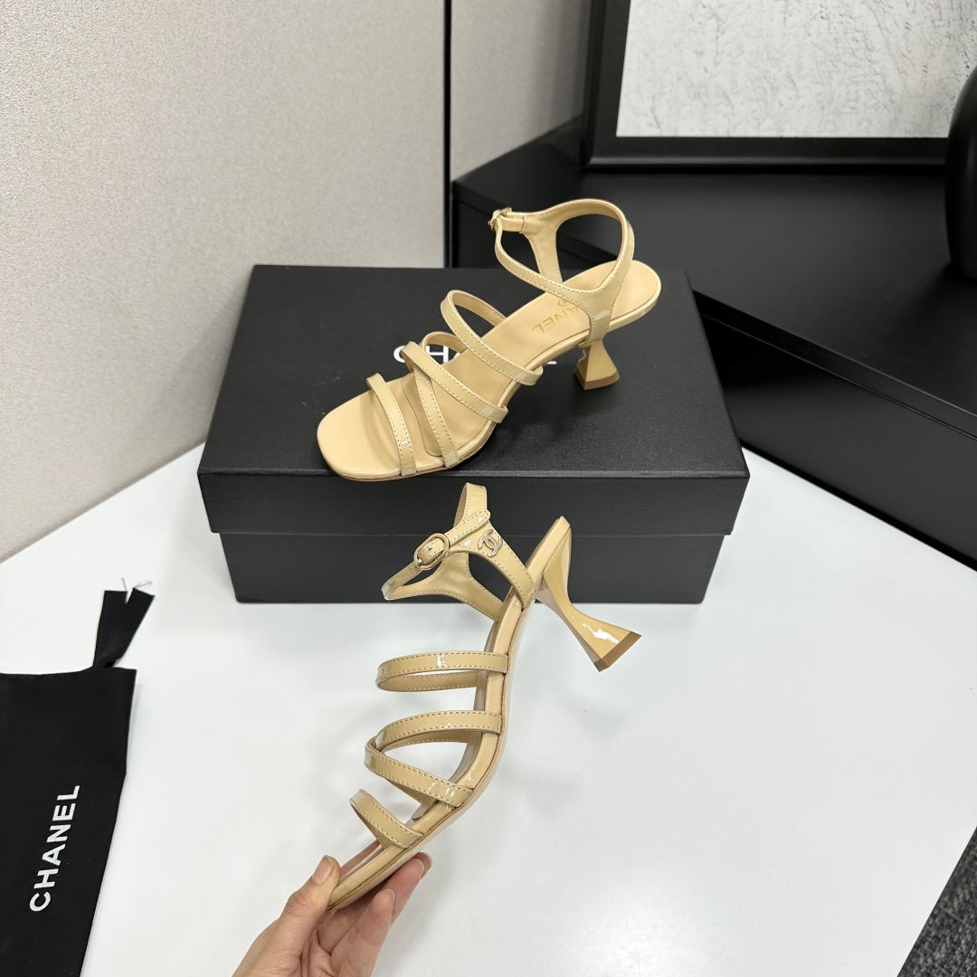 CC 26s High Heel Sandals 65 Beige Patent Leather 626289